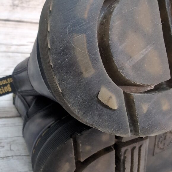 Dr MArtens Embury Black Leather Slip On Chelsea Boots Women 9 Men 8 - Picture 8 of 8